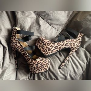 Leopard heels